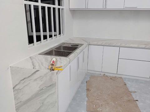 Phòng bếp nhà phố